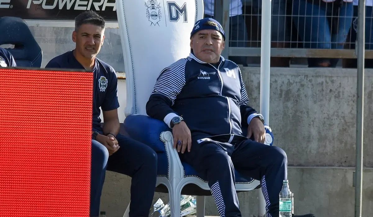 Se cumplen 7 años de la histórica presentación de Diego Maradona en Gimnasia La Plata
