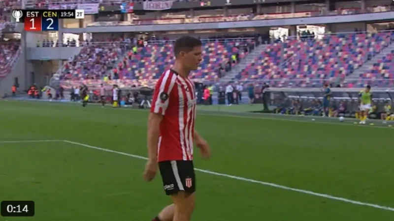 Guido Carrillo salió por una molestia muscular y Estudiantes gastó los tres cambios por lesión