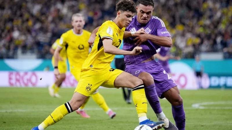 Borussia Dortmund aplastó al HEBC Hamburg por DFB Pokal