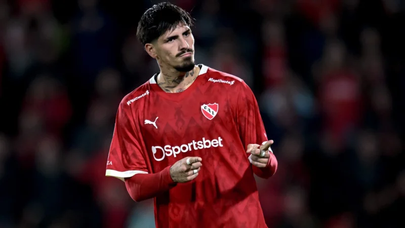 Elche llegó a un acuerdo con Independiente por Kevin Lomónaco