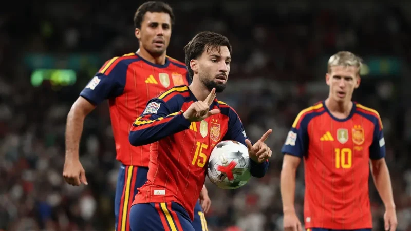 España estrenó el título del Mundial con un gran triunfo ante Inglaterra en un partidazo