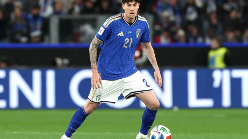 Bastoni anotó el primer gol de la nueva etapa de Mancini en Italia