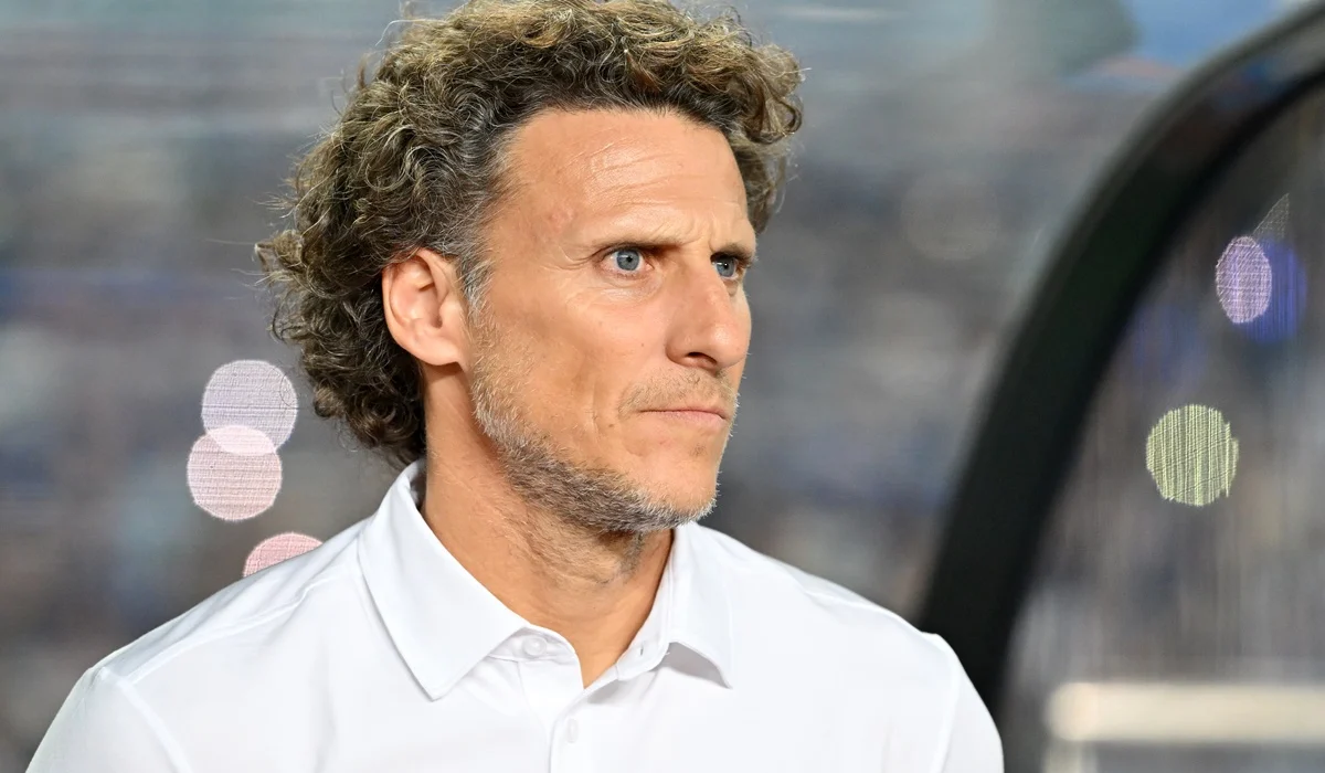 Diego Forlán justificó la derrota de Uruguay con el «viaje enorme» hasta Japón