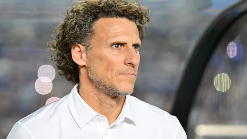 Diego Forlán justificó la derrota de Uruguay con el «viaje enorme» hasta Japón