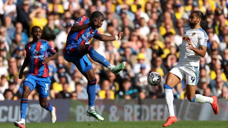 Leeds United mantuvo su invicto con un empate sin goles ante un Crystal Palace que no arranca