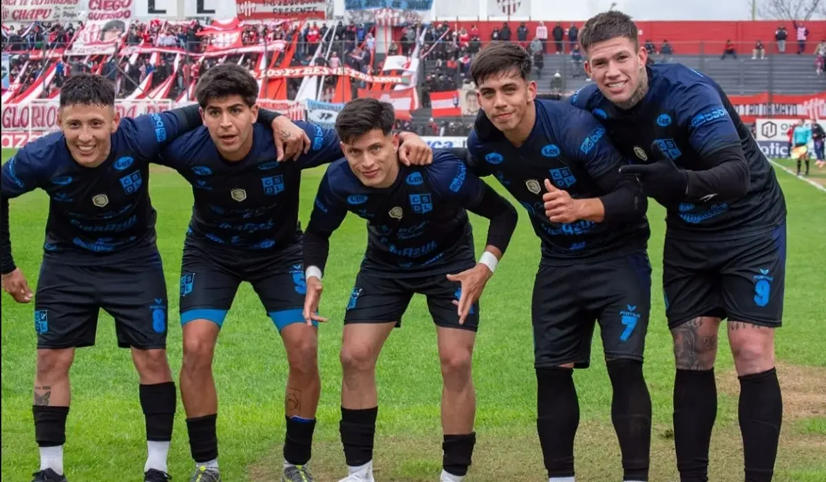 Increíble blooper de Talleres en Escalada: error en salida y gol de Thiago Coria para Liniers
