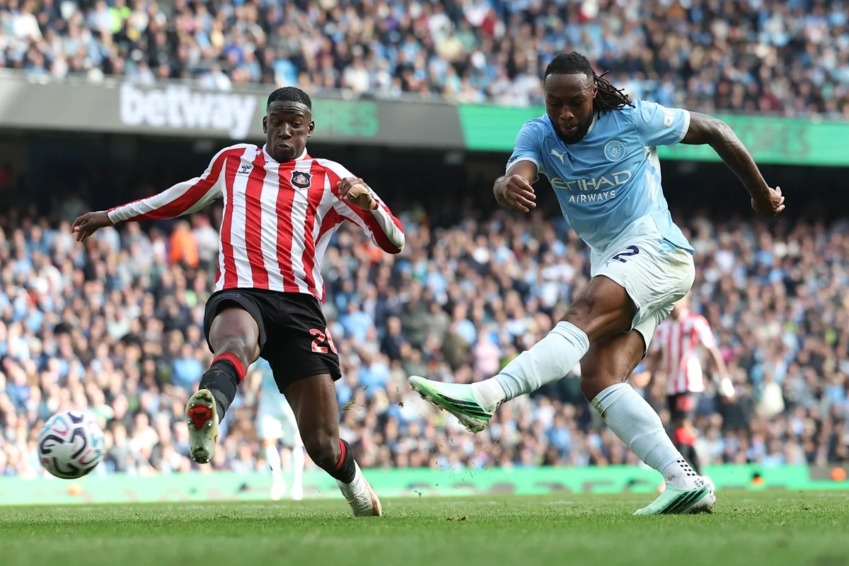 Manchester City le ganó un partidazo a Sunderland para liderar en soledad