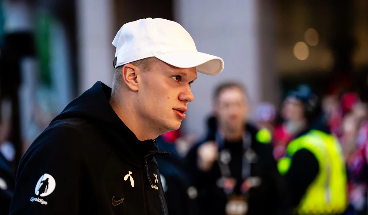 Erling Haaland es titular en Noruega – Dinamarca