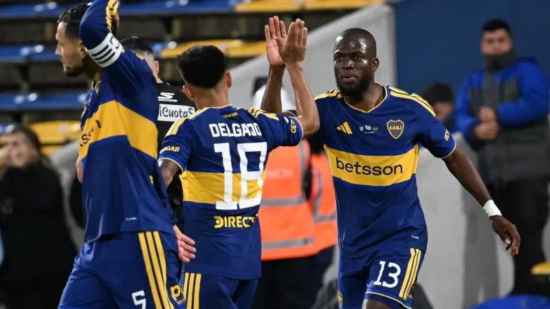 Boca revirtió un partidazo ante Racing con triplete de Enner Valencia y pasó a las semifinales de Copa Argentina