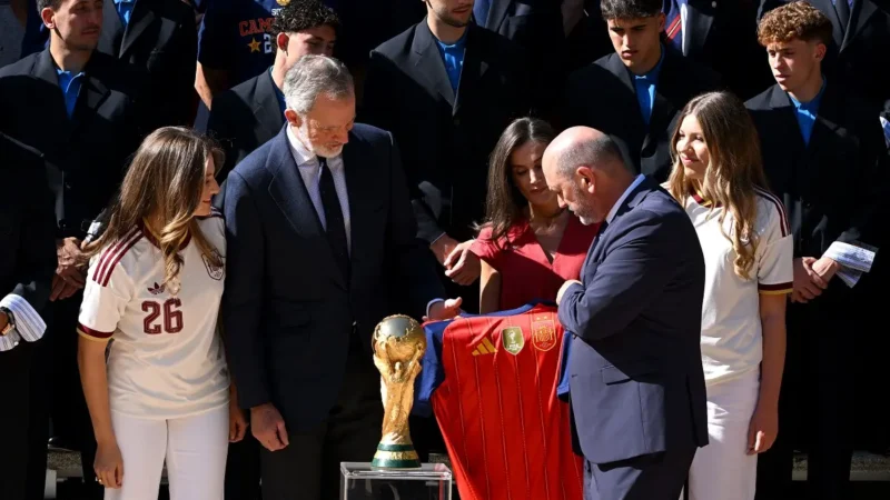Rafael Louzán y la polémica final del Mundial 2030: “¿Dónde se va a jugar si no es en España?”