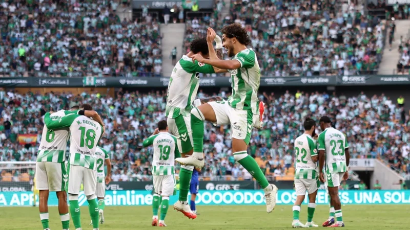 Betis le ganó a Getafe y se mantuvo como escolta de Barcelona