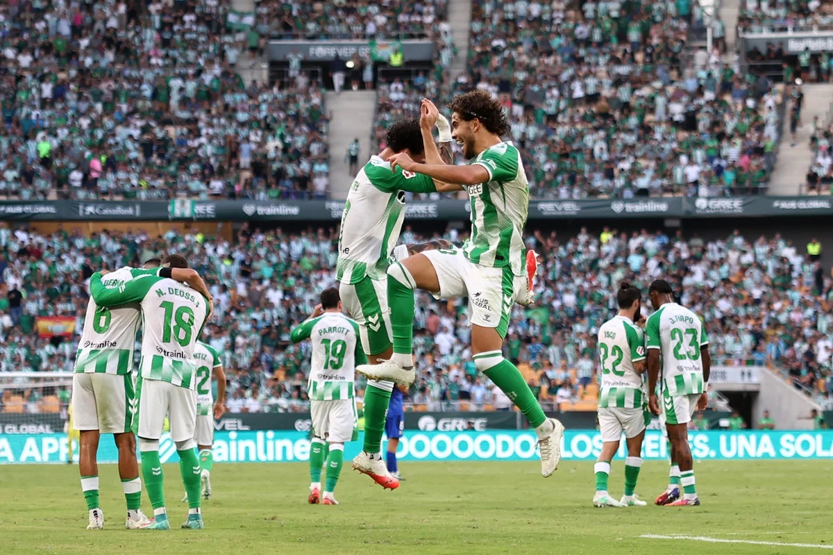 Betis le ganó a Getafe y se mantuvo como escolta de Barcelona