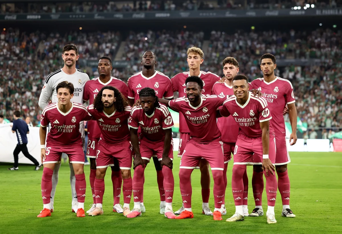 Real Madrid estrena la camiseta rosa en La Liga: ¿Opiniones?
