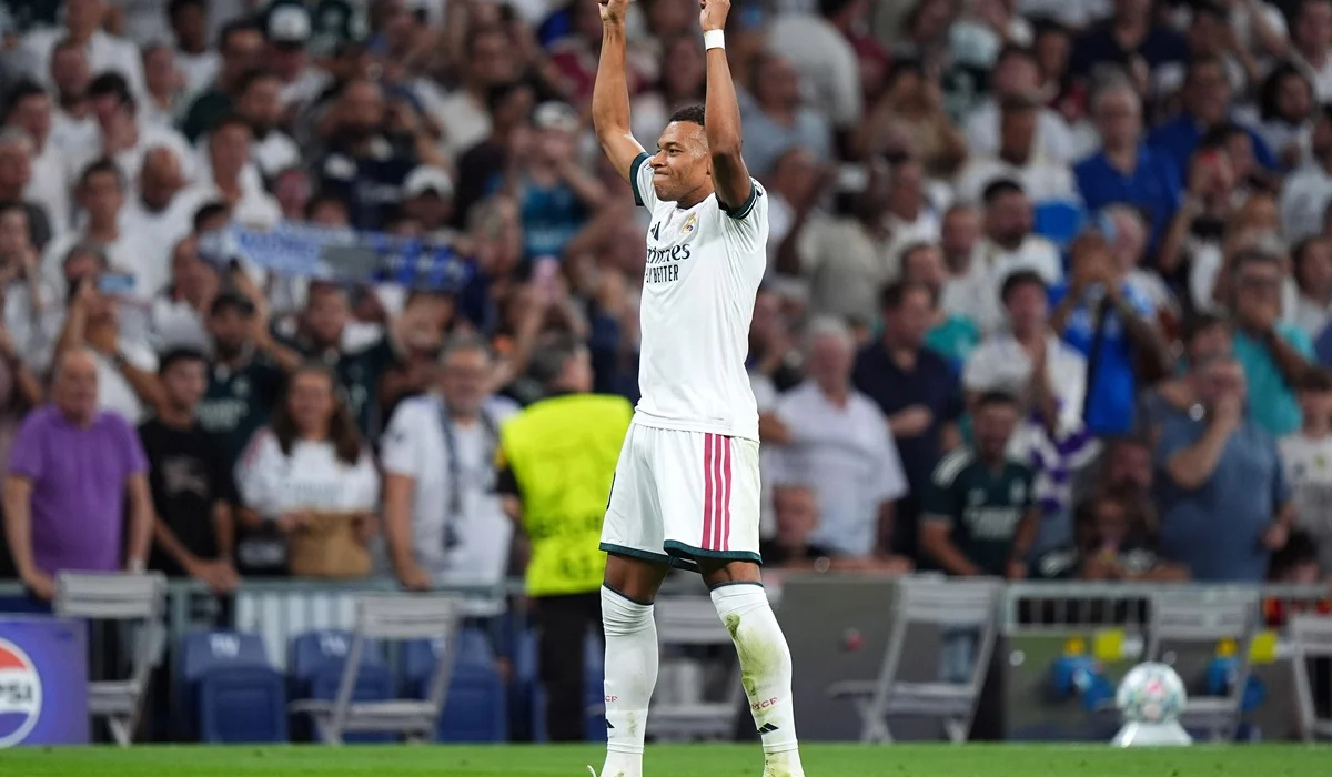 Mbappé se metió en el top 5 de goleadores históricos de Champions League