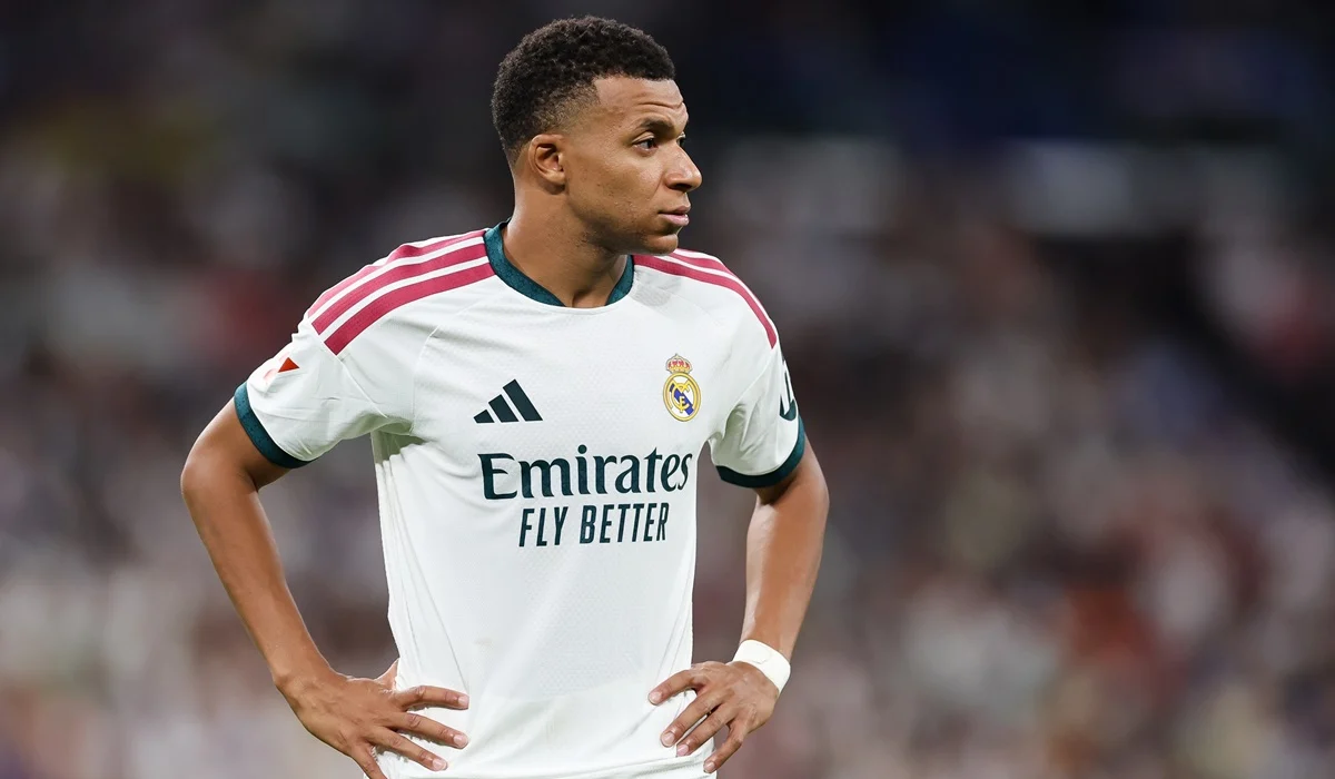 Mbappé publicó en sus redes que «todavía sueña con jugar al fútbol»