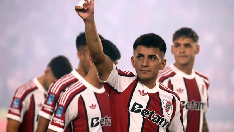 Thiago Almada se lesionó y no jugará con la Selección Argentina en Fecha FIFA