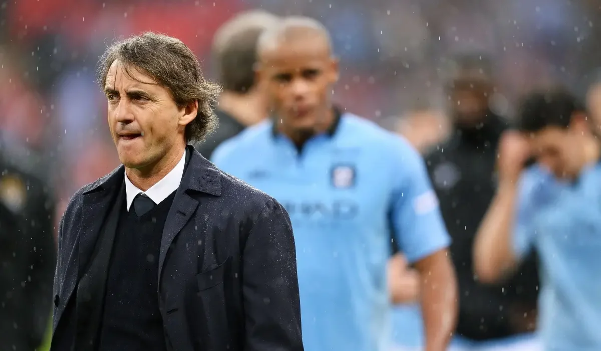 Roberto Mancini habló por el escándalo del doble contrato en Manchester City: “No es un problema mío”