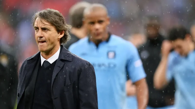 Roberto Mancini habló por el escándalo del doble contrato en Manchester City: “No es un problema mío”