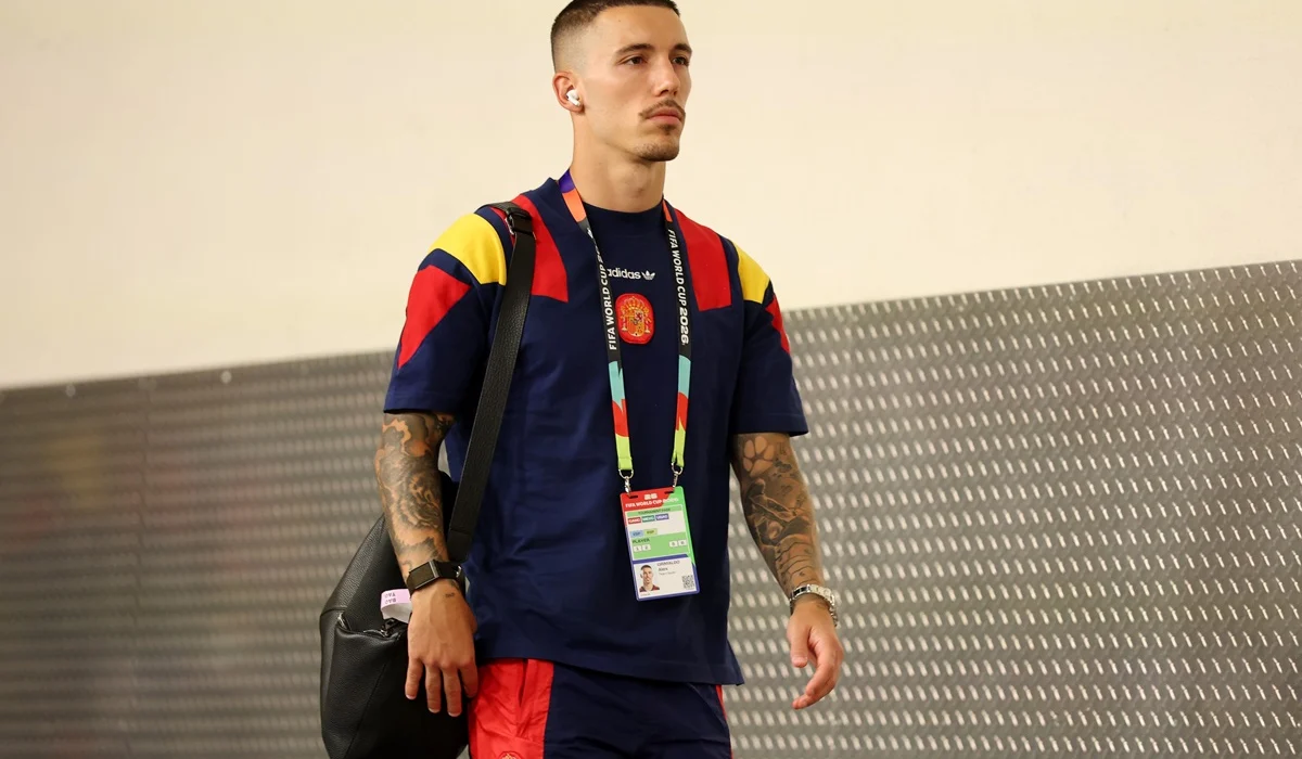 Grimaldo se fue lesionado de España y preocupó al Atlético Madrid