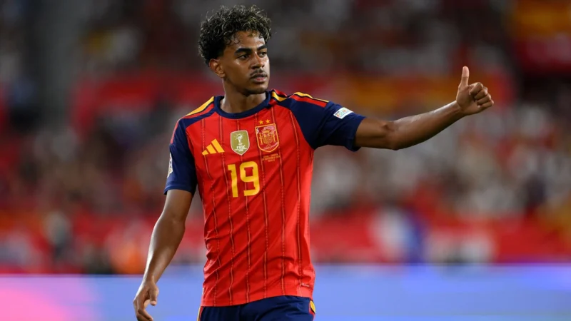 Lamine Yamal llegó a los 10 goles con la Selección de España