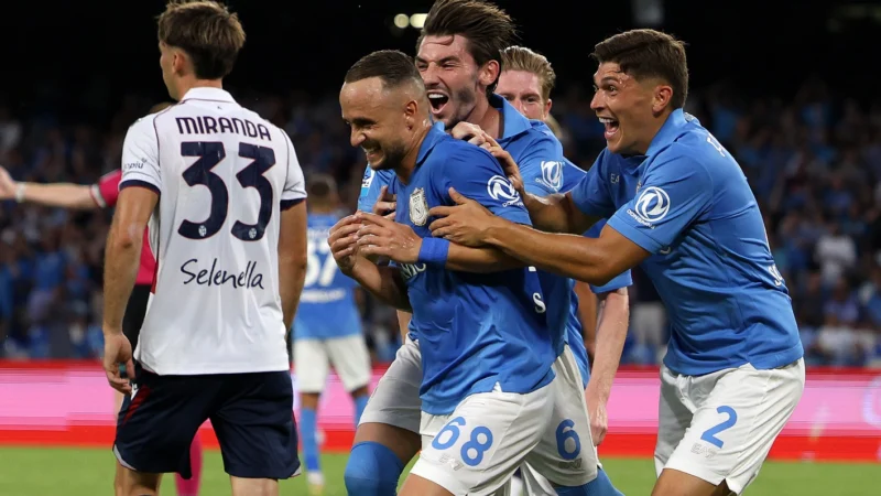 Napoli volvió al triunfo aprovechando el mal momento de Bologna