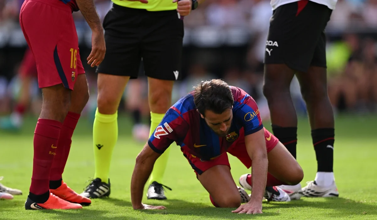 Eric García se retiró lesionado en Barcelona tras recibir un golpe de su compañero Rodri