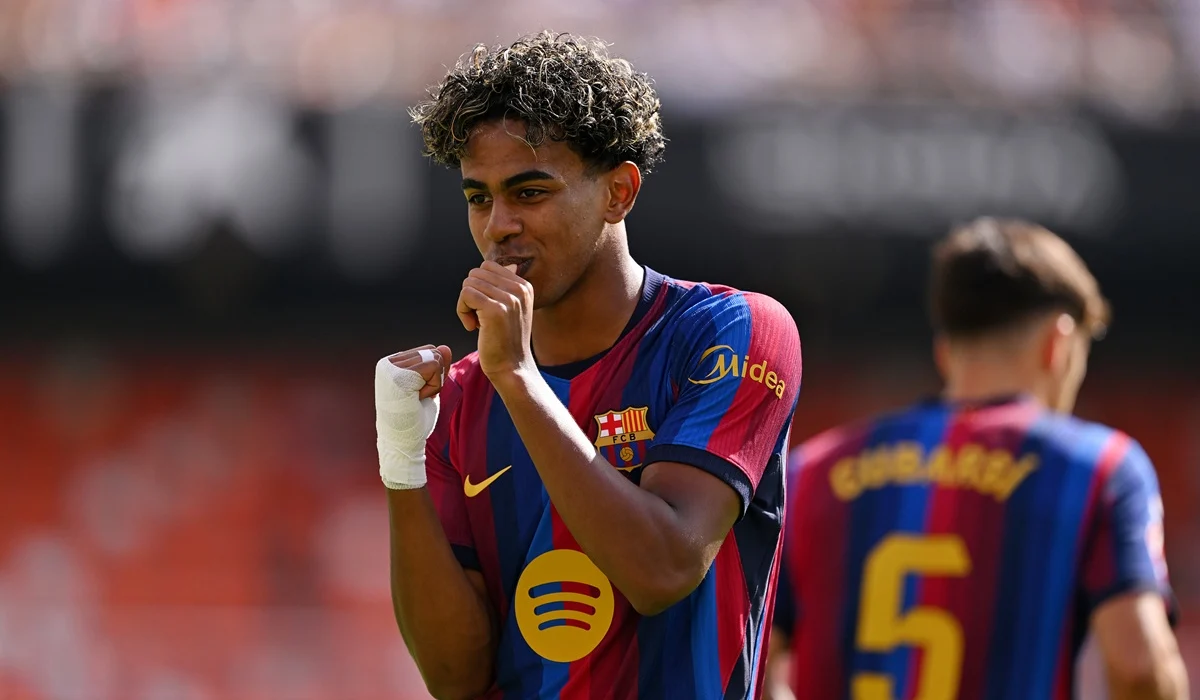 Lamine Yamal marcó su segundo doblete consecutivo para Barcelona