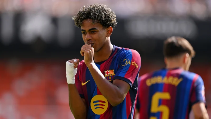Lamine Yamal marcó su segundo doblete consecutivo para Barcelona