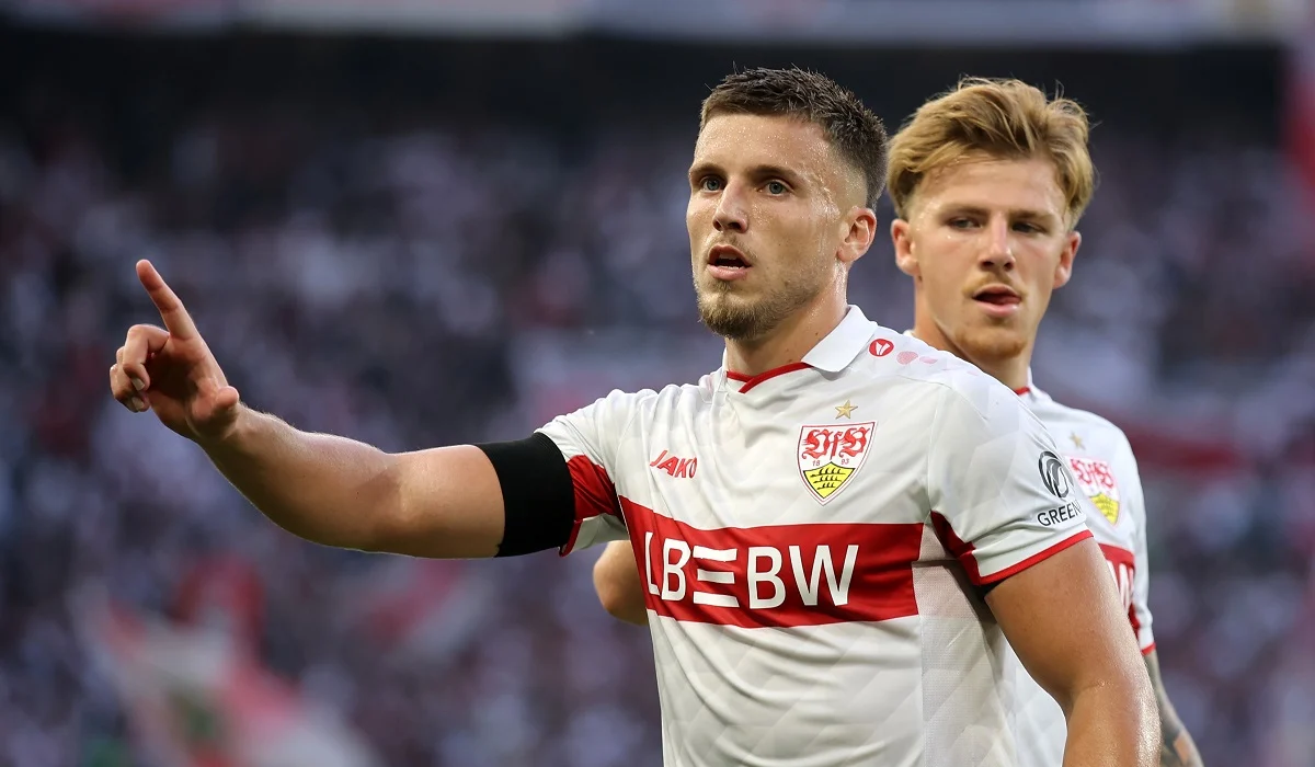 Ermedin Demirovic marcó con Stuttgart el primer hat-trick de la Champions League 2026/27