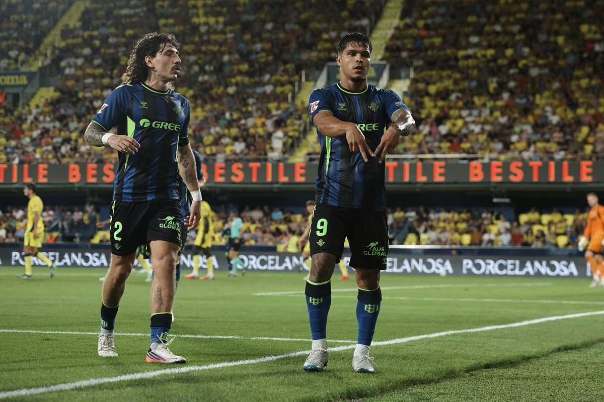 Betis ganó en la Cerámica y hundió aún más a Villarreal