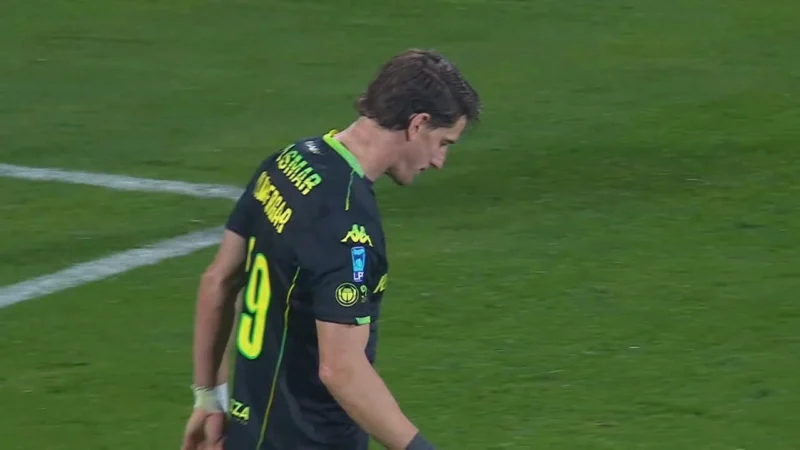Malas noticias para Aldosivi: Andrés Vombergar se lesionó en la entrada en calor