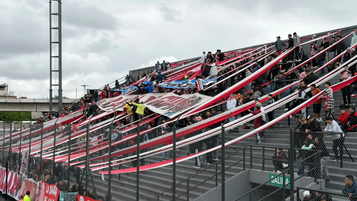 Barracas Central cantó contra River y su presidente Stefano Di Carlo: “Chilindrina botón”