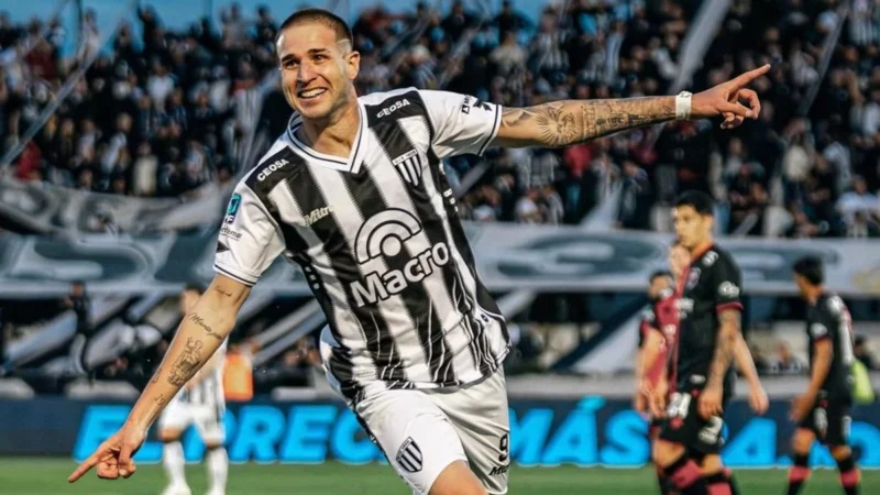 Módica, el goleador de Argentina que sueña con jugar con Italia