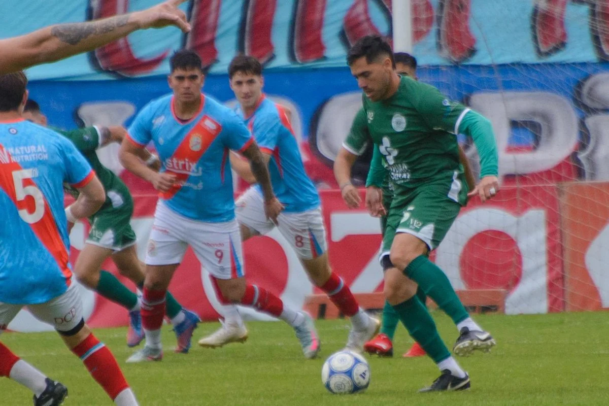 Arsenal derrotó a Camioneros pero quedó en la puerta de la gloria