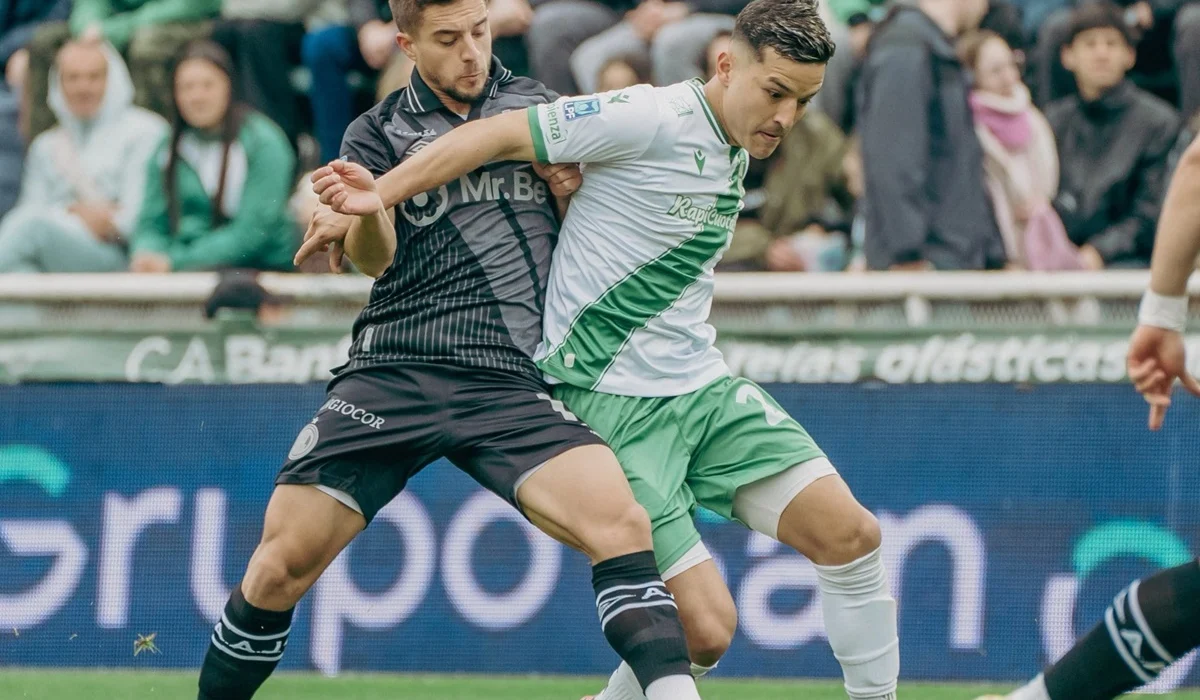Argentinos Juniors le ganó a Banfield y lidera en las dos tablas