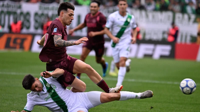 Banfield y Lanús empataron un clásico intenso y caliente