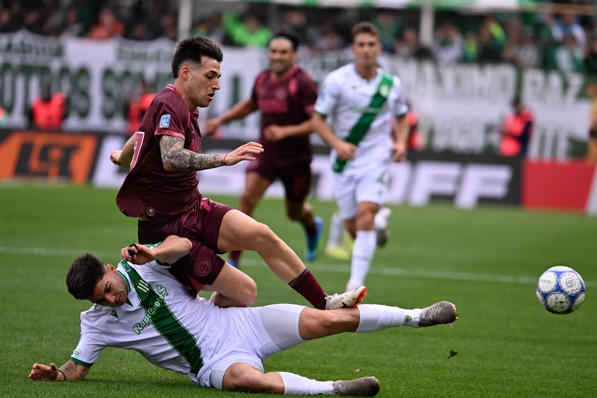 Banfield y Lanús empataron un clásico intenso y caliente