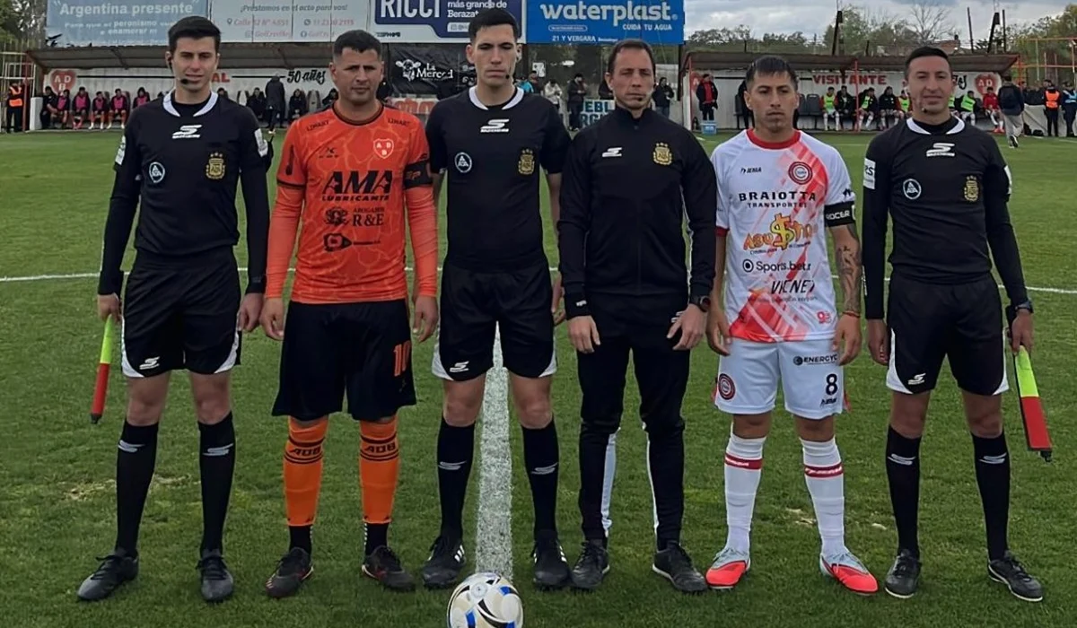 La primera final de la C fue empate entre Berazategui y Luján