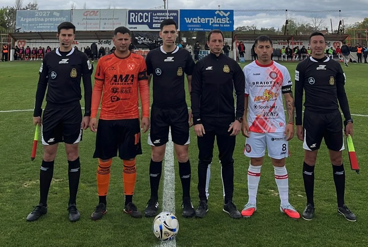 La primera final de la C fue empate entre Berazategui y Luján