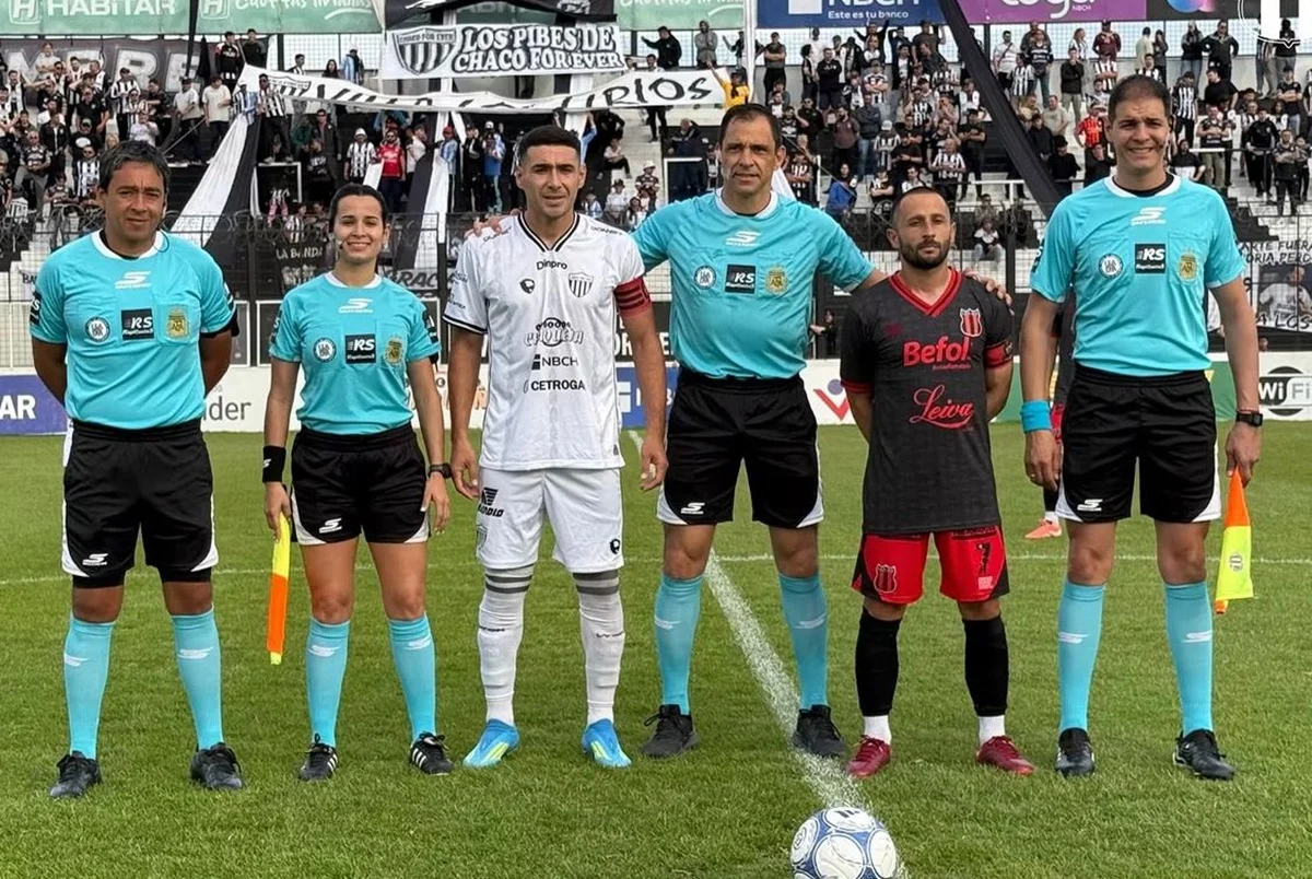 Defensores de Belgrano remontó y empató con Chaco for Ever