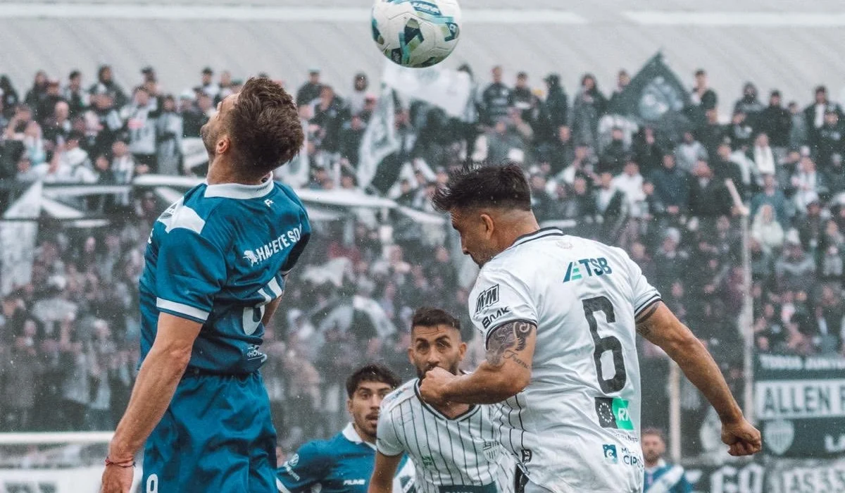 Cipolletti derrotó a Alvarado en una semifinal súper caliente