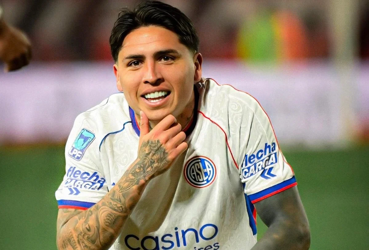 Facundo Farías salió lesionado en San Lorenzo y encendió alarmas