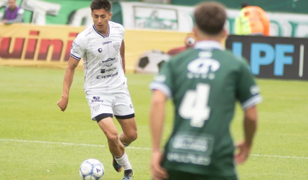Chaco for Ever arruinó la fiesta de Ferro y lo goleó en Caballito