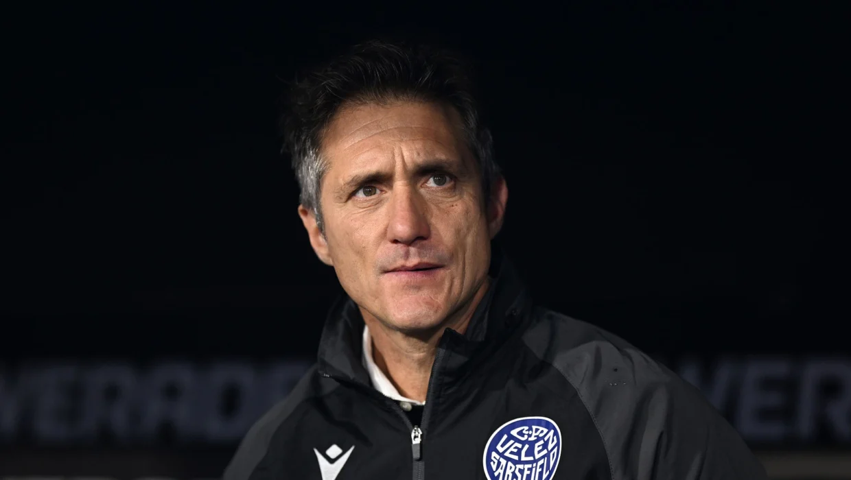 Guillermo Barros Schelotto habló sobre su futuro: «La prioridad la tiene Vélez, estoy muy cómodo»