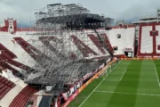 Huracán y Gimnasia juegan con el escenario de Iron Maiden de fondo