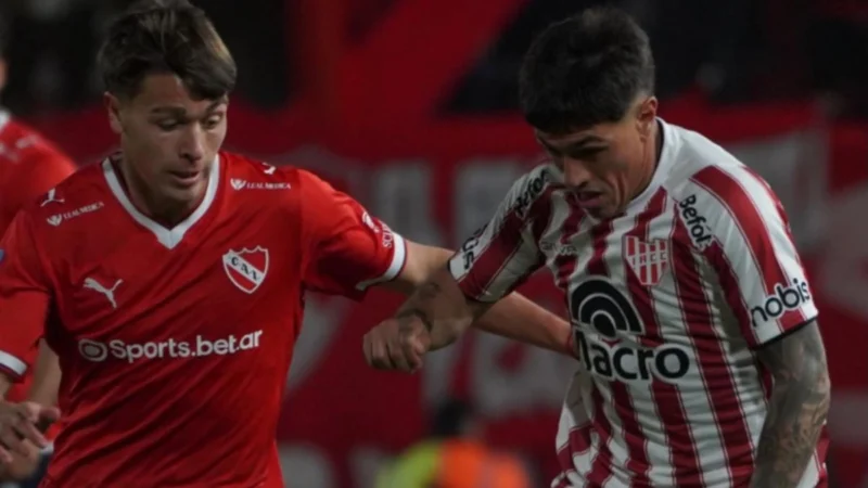 Instituto goleó a Independiente en Avellaneda y se mantuvo en la cima