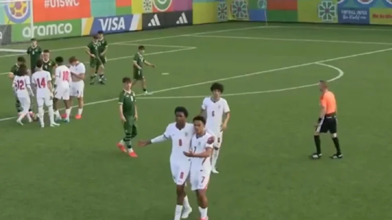 Inglaterra abandonó en el Mundial Sub 15 ante Irlanda por racismo