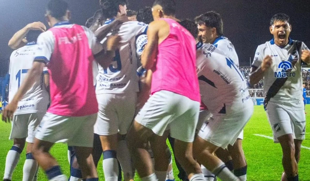 Juventud Antoniana arrasó y goleó en la ida a Sol de América