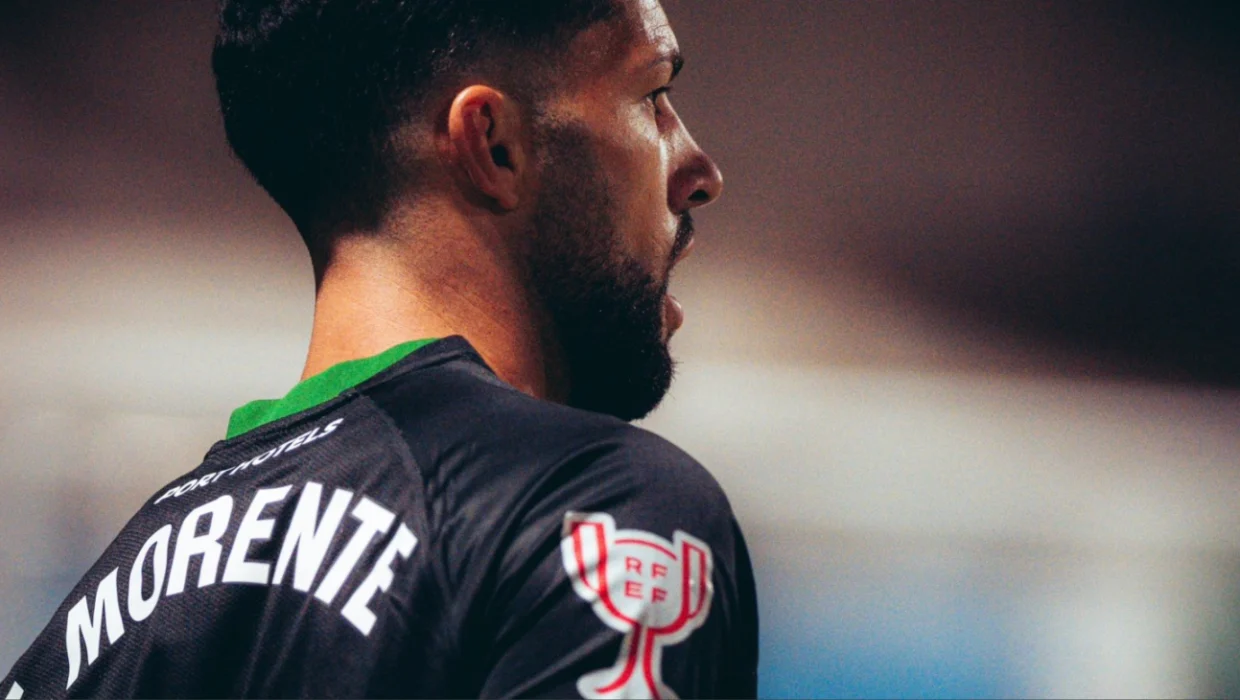 Elche avanzó en Copa del Rey con remontada ante el UD Pinatar de sexta división y doblete de Ezequiel Ponce
