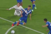Platense tuvo penal polémico y Vélez celebró el yerro de Lagos